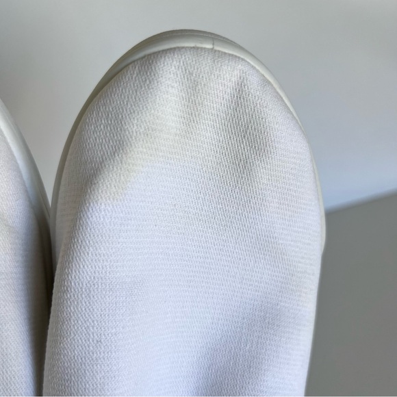 Vionic Beach Marshall Slip On Sneaker - Picture 8 of 12